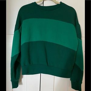 Forever 21 Green Sweat Shirt